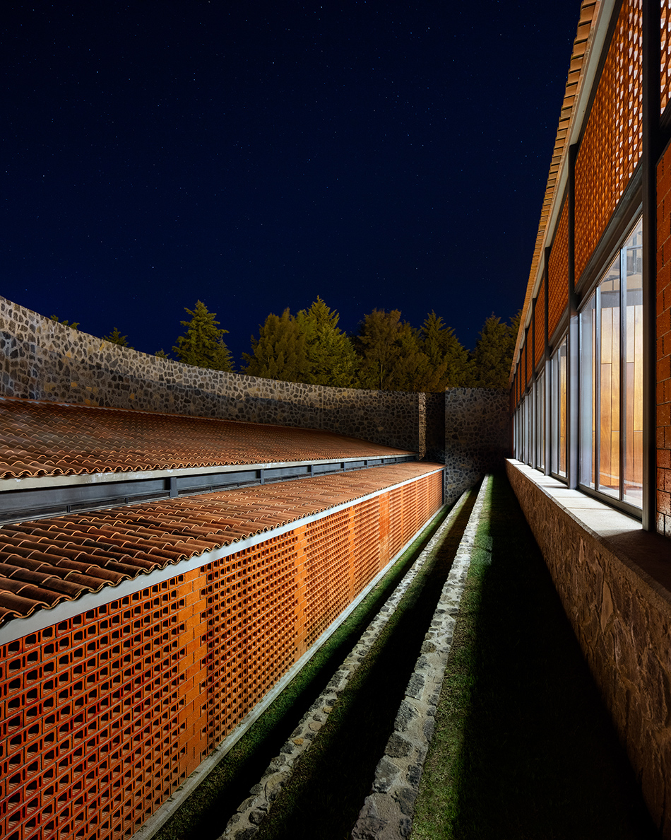 taller-mauricio-rocha-gabriela-carrillo-criminal-courts-patzcuaro-michoacan-mexico-designboom-14.jpg