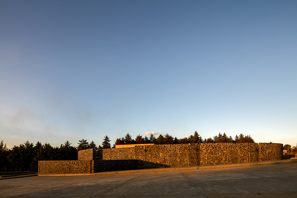 taller-mauricio-rocha-gabriela-carrillo-criminal-courts-patzcuaro-michoacan-mexico-designboom-15.jpg