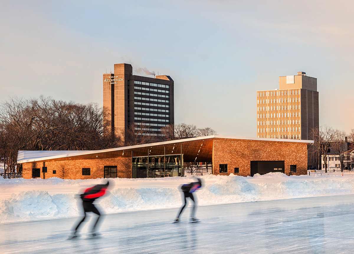 Morning_Skaters_lores.jpg