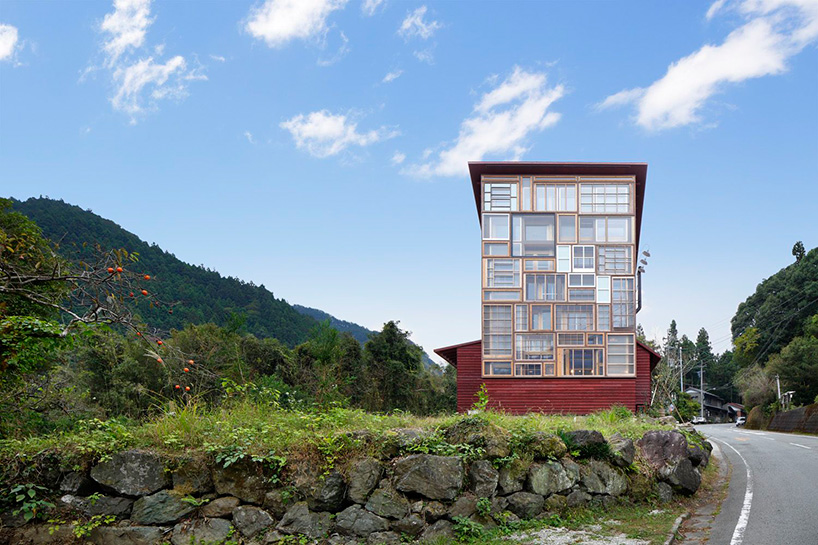 hiroshi-nakamura-NAP-architects-kamikatz-public-house-micro-brewery-japan-designboom-04 (1).jpg