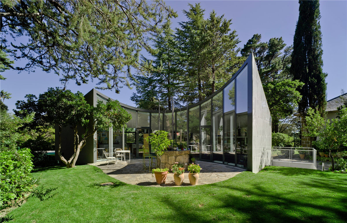 house-madrid-single-house-water-cistern-residential-spain-valdivieso-arquitectos-architecture_dezeen_2364_col_23.jpg