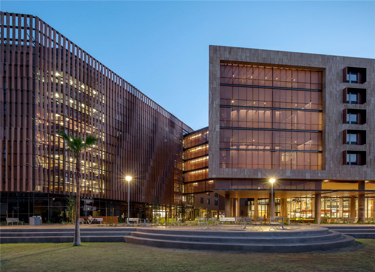 tooker-house-solomon-cordwell-buenz-arizona-state-university-student-housing-usa_dezeen_2364_col_5.jpg