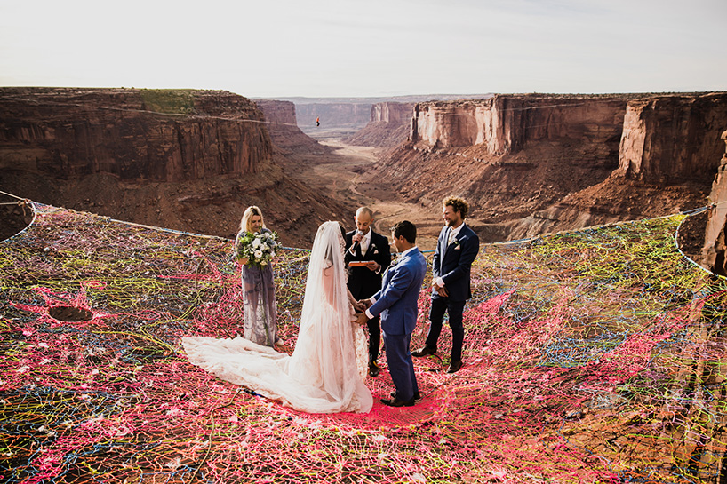 spacenet-canyon-wedding-utah-designboom-06.jpg