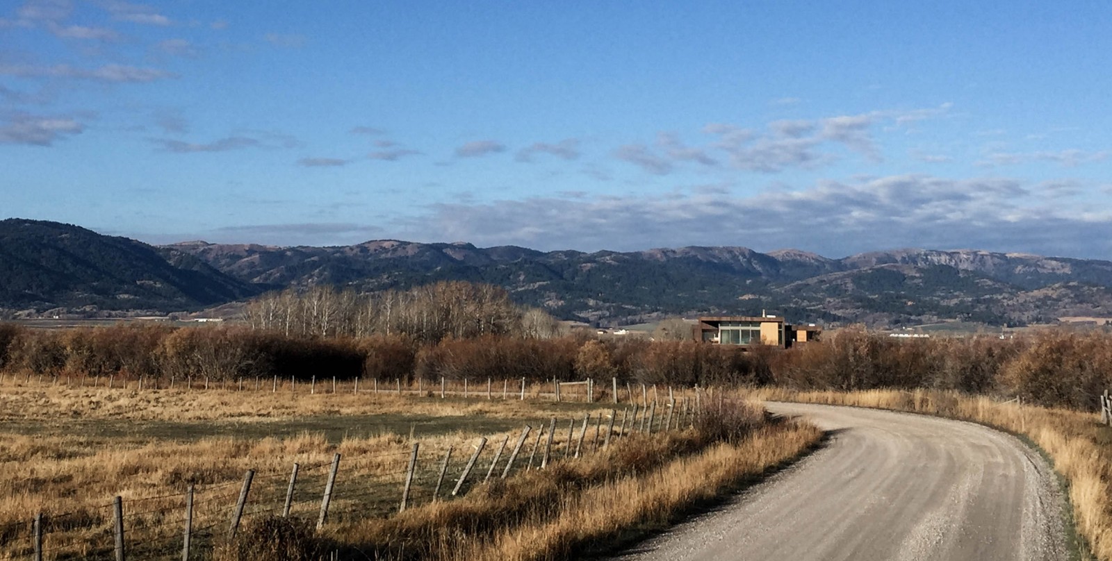 teton-residence-ro-rockett-design-teton-vallery-idaho-house_dezeen_2364_col_0.jpg