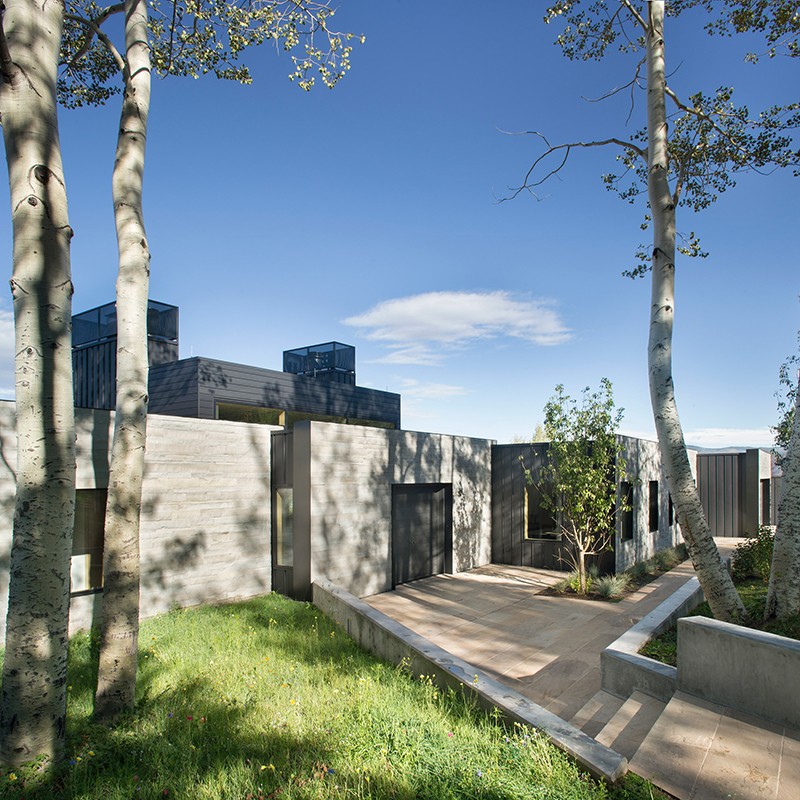 ridge-house-rowland-broughton-architecture-stone-colorado-usa_dezeen_2364_col_0.jpg