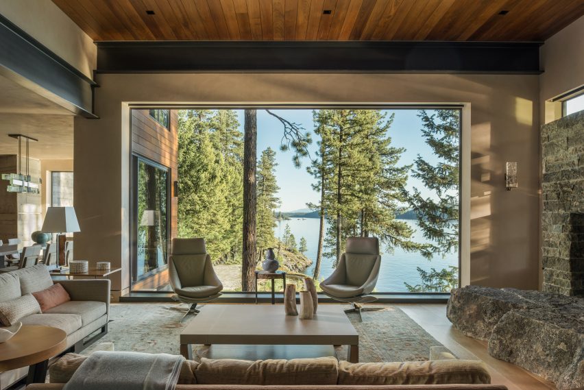 cliff-house-mccall-design-planning-architecture-idaho-usa_dezeen_2364_col_6-852x569.jpg