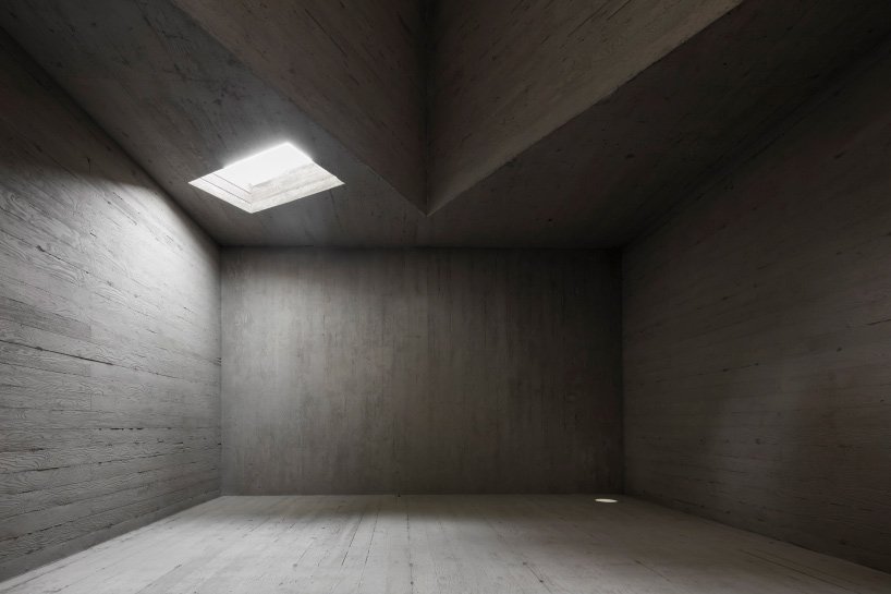 alvaro-siza-saya-park-art-pavilion-carlos-castanheira-designboom-12.jpg