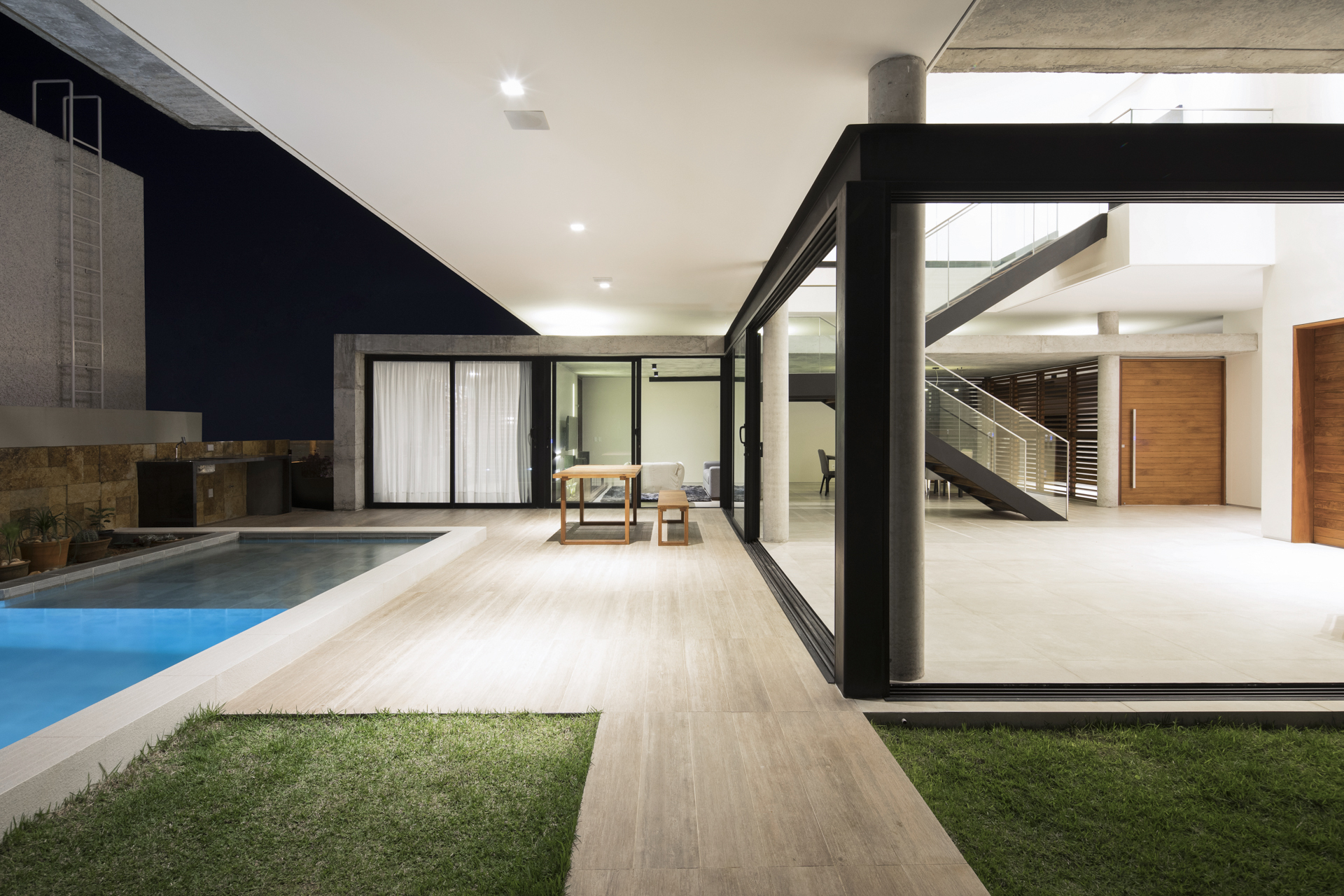 9_CASA_IF_-_Martins_Lucena_Arquitetos-26.jpg