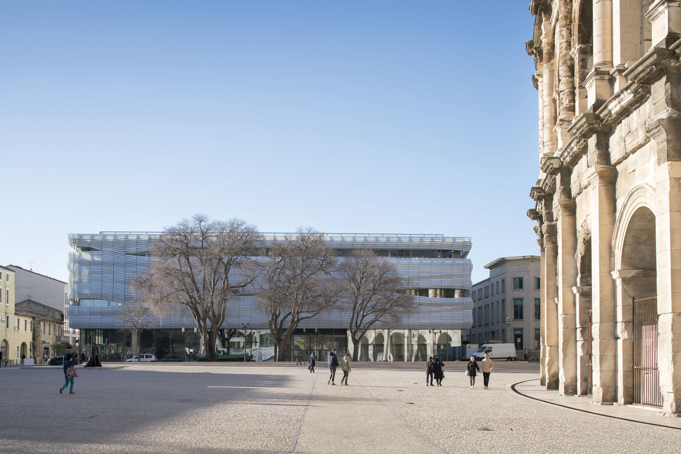 musee-de-la-romanite-nimes-elizabeth-de-portzamparc-architecure-museum-france-_dezeen_2364_col_20.jpg