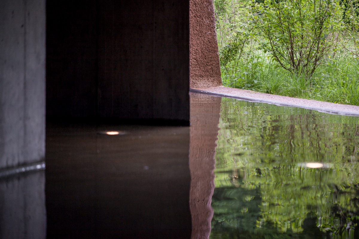 调整大小 muttenz-water-treatment-plant-oppenheim-architecture-industrial-switzerland_dezeen_2364_col_3.jpg