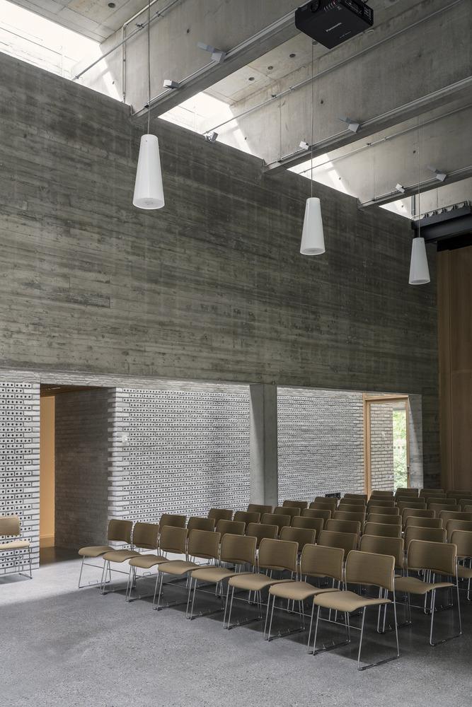 挪威小城的新教堂和文化中心 / Einar Dahle Arkitekter + Hille Melbye Arkitekter