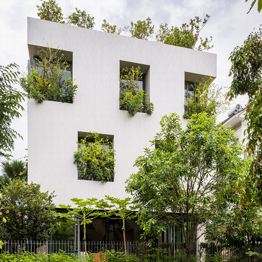 调整大小 stepping-park-house-vtn-architects-residential-architecture-vietnam_dezeen_1704_sq2-1.jpg