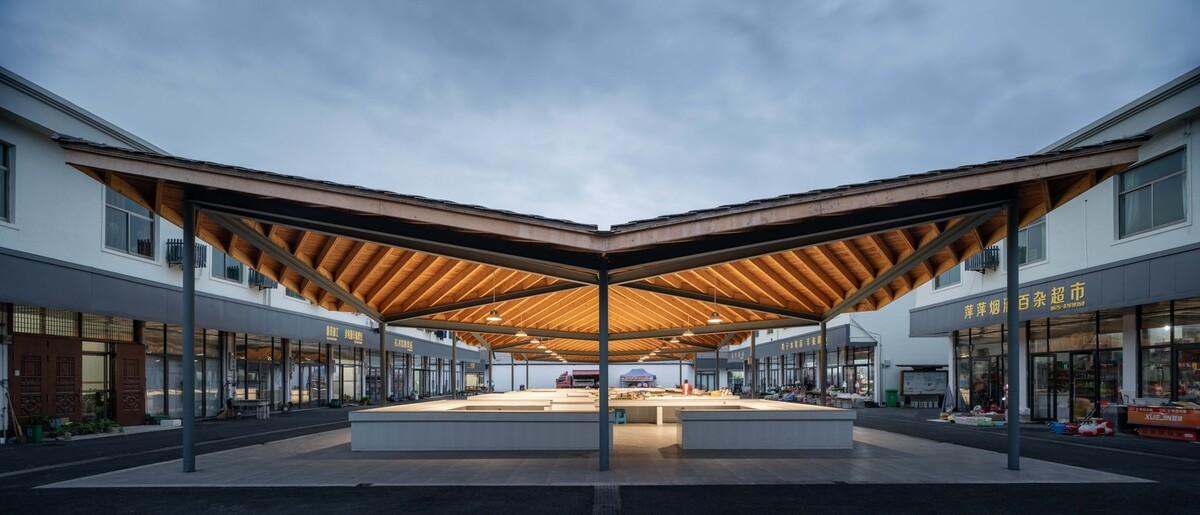 侠父村农贸市场 / 本构建筑事务所