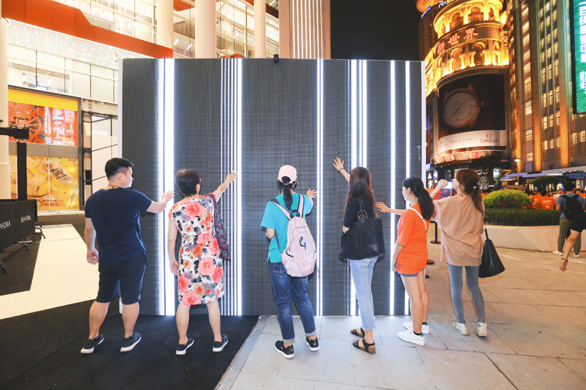 5.LED 交互屏幕 LED Interactive Screen.jpg