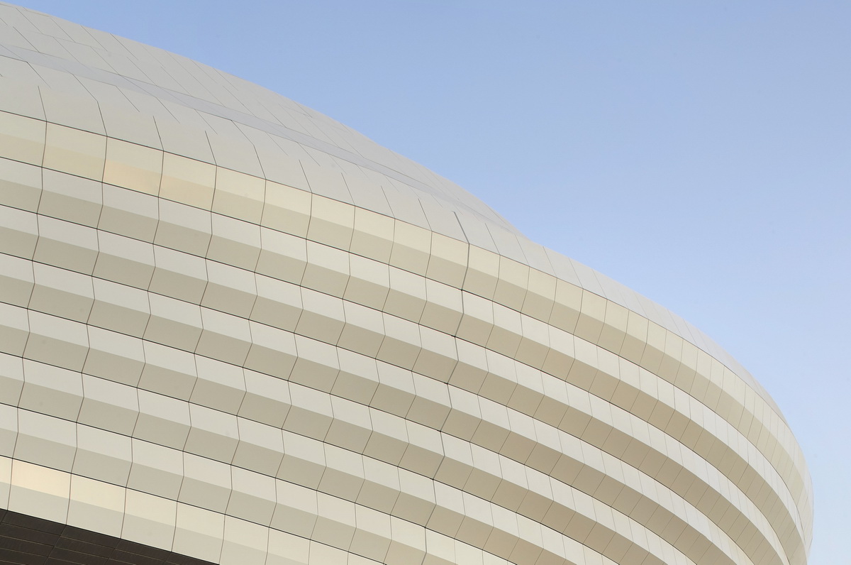 e1_08_ZHA_Al_Wakrah_Stadium_Qatar_Hufton_Crow.jpg