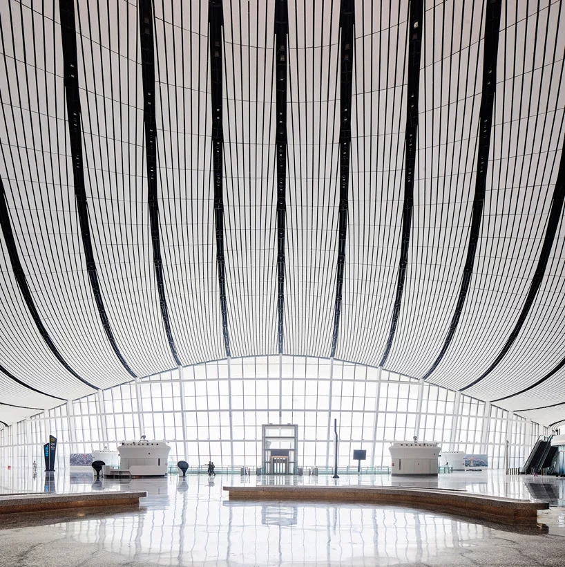 zaha-hadid-daxing-airport-beijing-designboom-14.webp.jpg