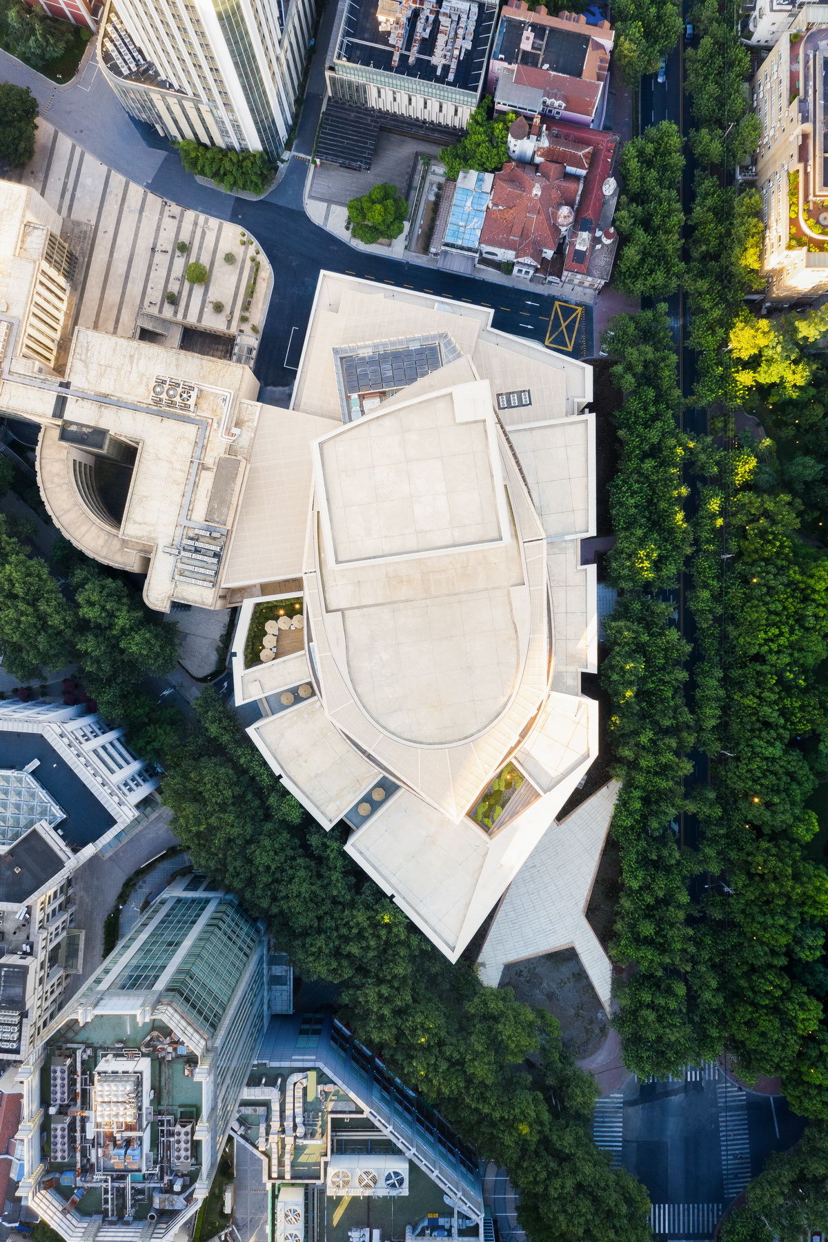 调整大小 ShangyinOperaHouse.2Portzamparc_00003.jpg