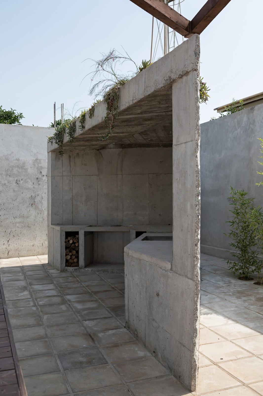 束缚之下，自由舒展：Vanoosh 别墅 / 35-51 ARCHITECTURE Office