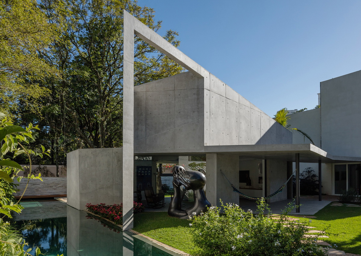 调整大小 pk-residence-annex-reinach-mendoca-architects-architecture-residential-sao-paulo-brazil_dezeen_2364_col_1.jpg