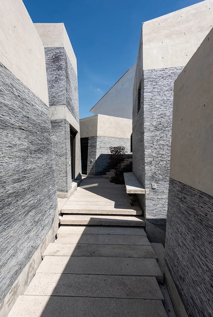 AMANALI-jaime-navarro-rojkind-arquitectos-designboom-07.webp.jpg