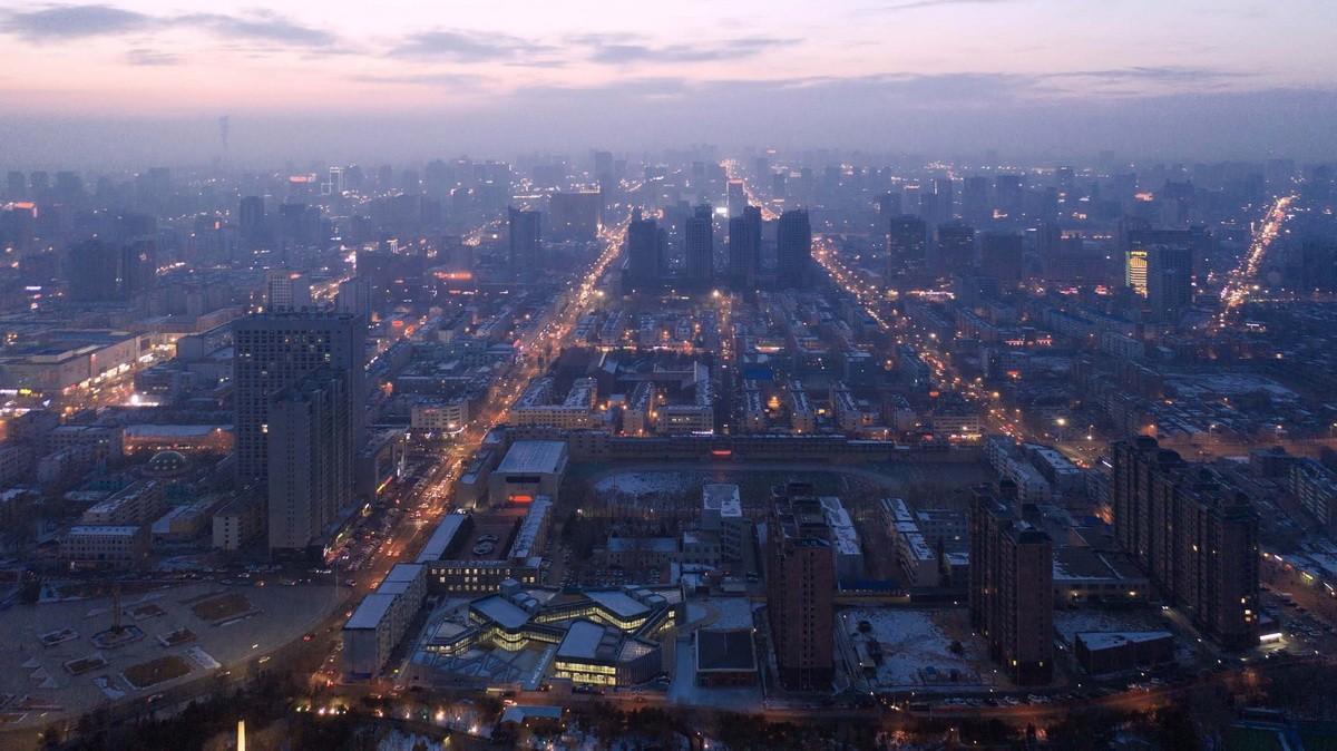 富于探索体验感的有机院落：那和雅幼儿园 / WEI 建筑设计