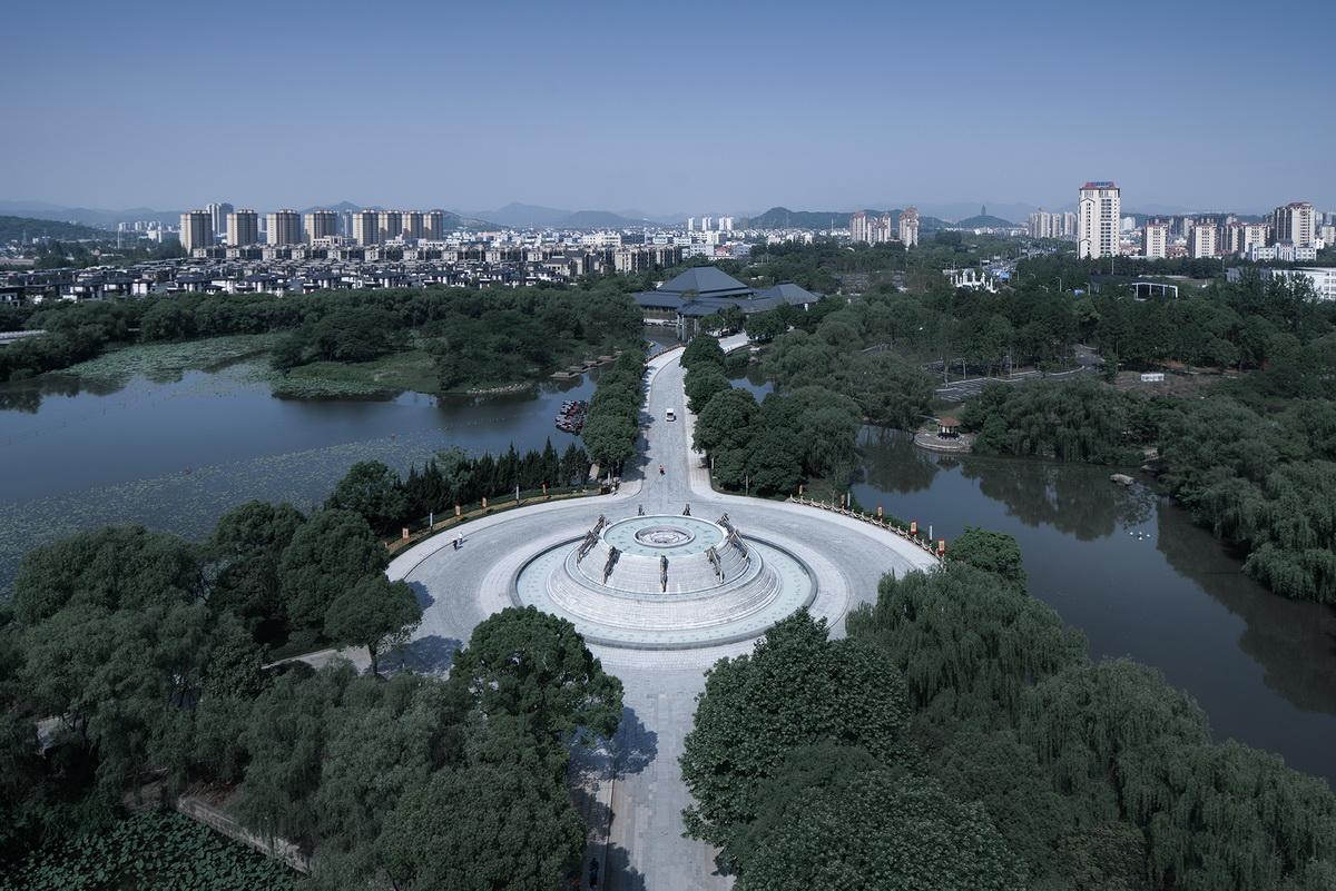 图片10-提升后的九龙坛_调整大小.jpg
