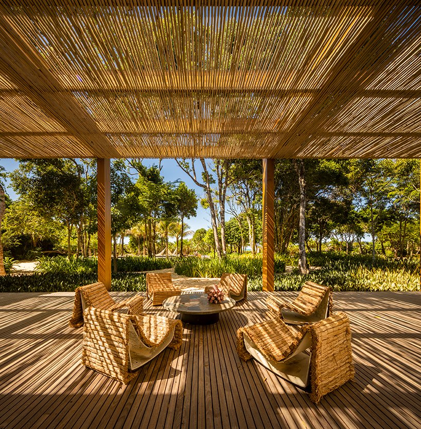 studio-MK27-sand-house-trancoso-bahia-brazil-designboom-09.jpg