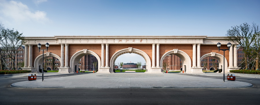 07 南校门 South school gate_调整大小.jpg