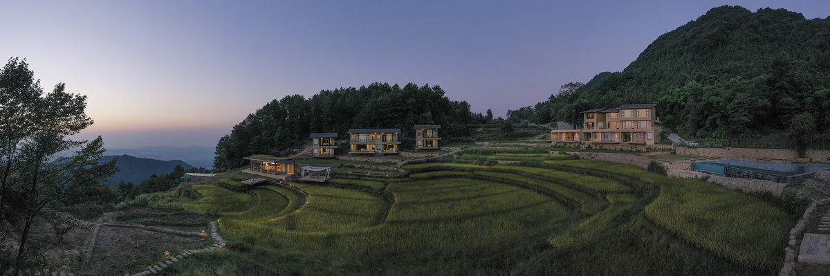 u1 巴谷宿集全景（摄影：金伟琦） Panorama of Dianjiang Bagu·Suji (Photo by Jin Wei Qi)_调整大小.jpg