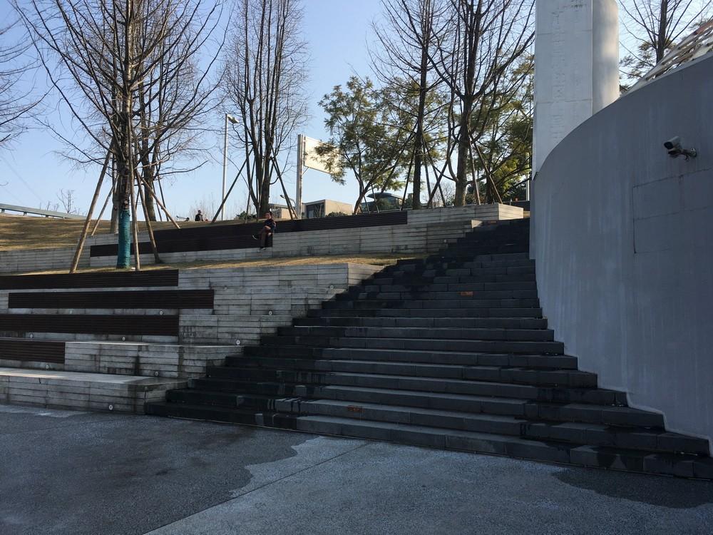 成都阶梯美术馆/岩川建筑
