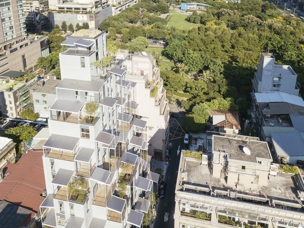 ‘台北屋顶’住宅 / 平田晃久建筑设计事务所