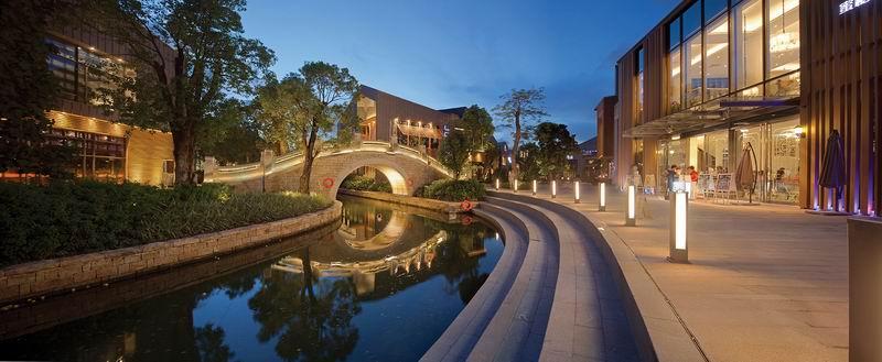深圳华侨城欢乐海岸，现代与传统的交融 / Laguarda.Low Architects (LLA)