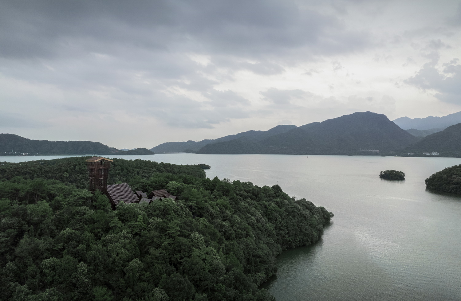 调整大小 区域整体鸟瞰，overall bird’s eye view of the area. by 徐英达，黄迪.jpg