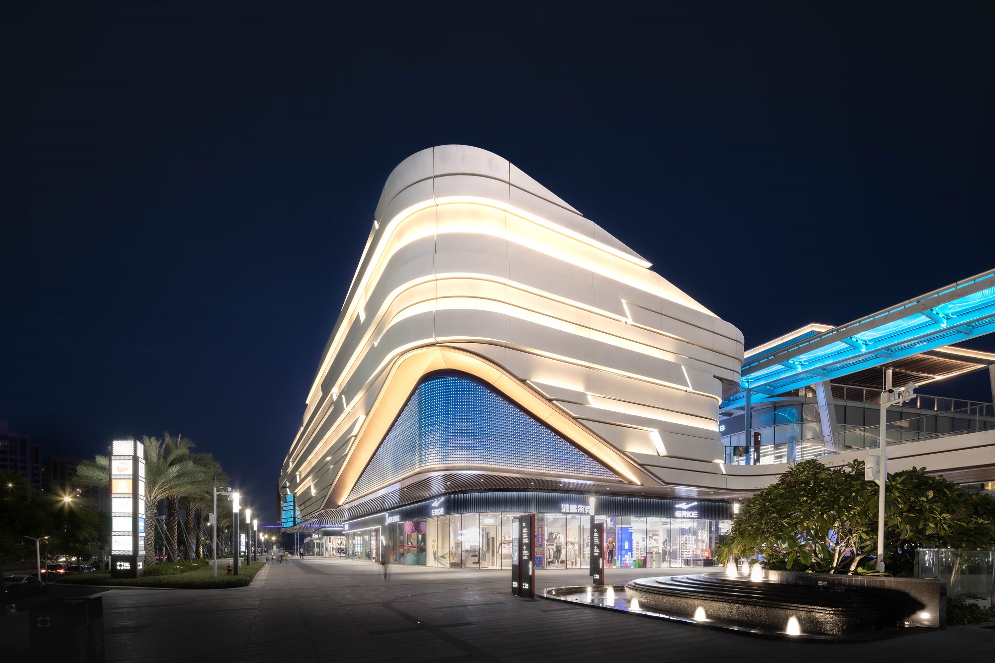 09_10Design_Zhuhai_JinwanMall_Retail_lr.jpg