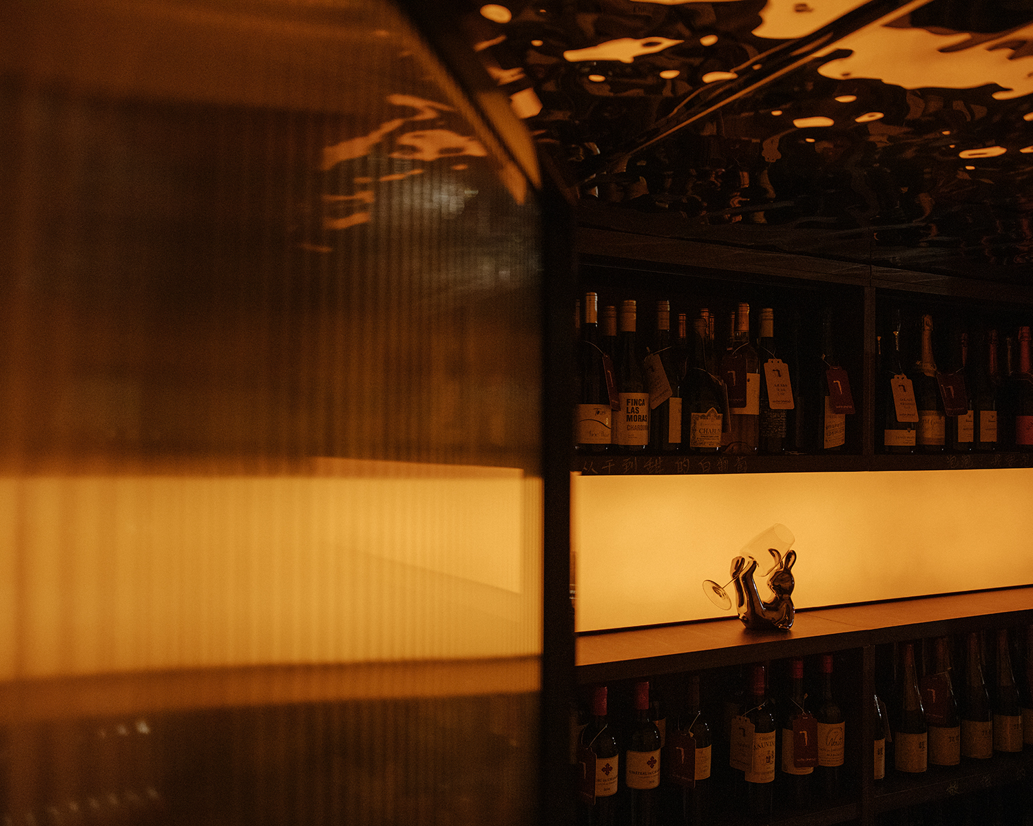 酒橱wine cabinet.jpg