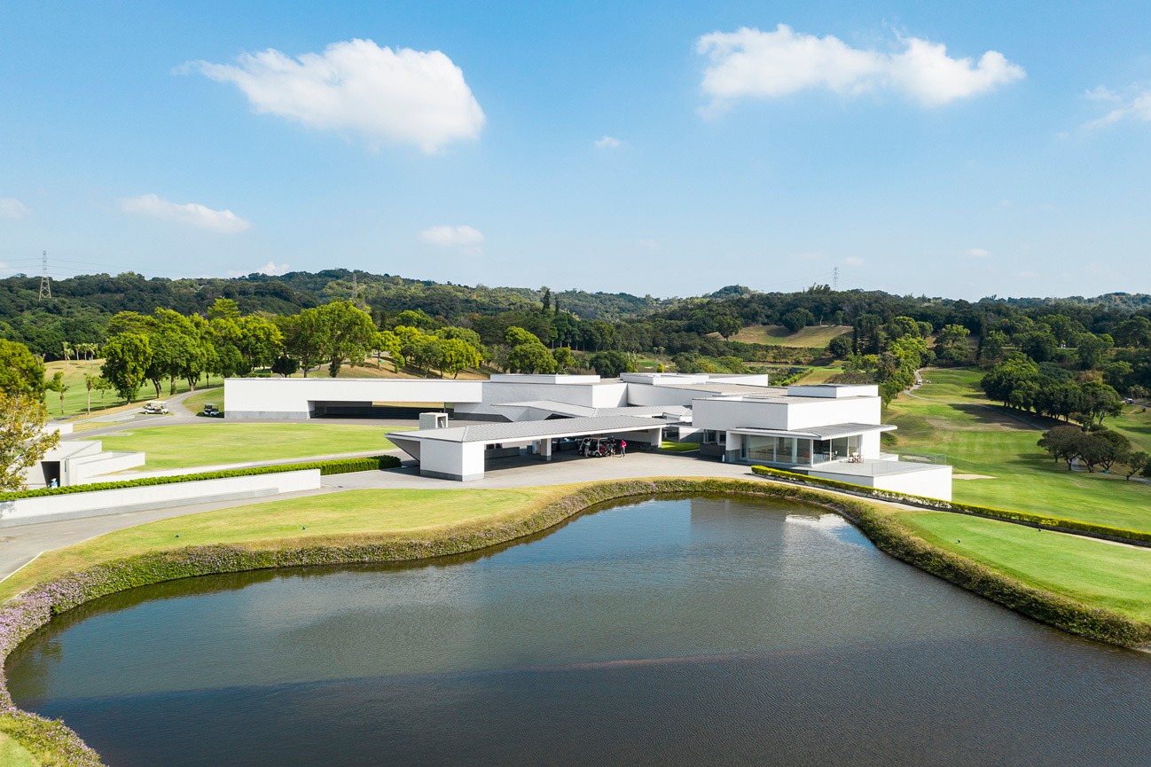 1_casa-chia-ching-clube-de-golfe-taifong-alvaro-siza-vieira-plus-carlos-castanheira_29.jpg