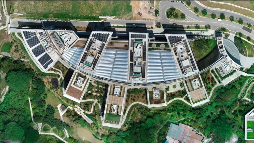 开启花园办公的未来形态：盛裕集团总部  / Surbana Jurong Campus