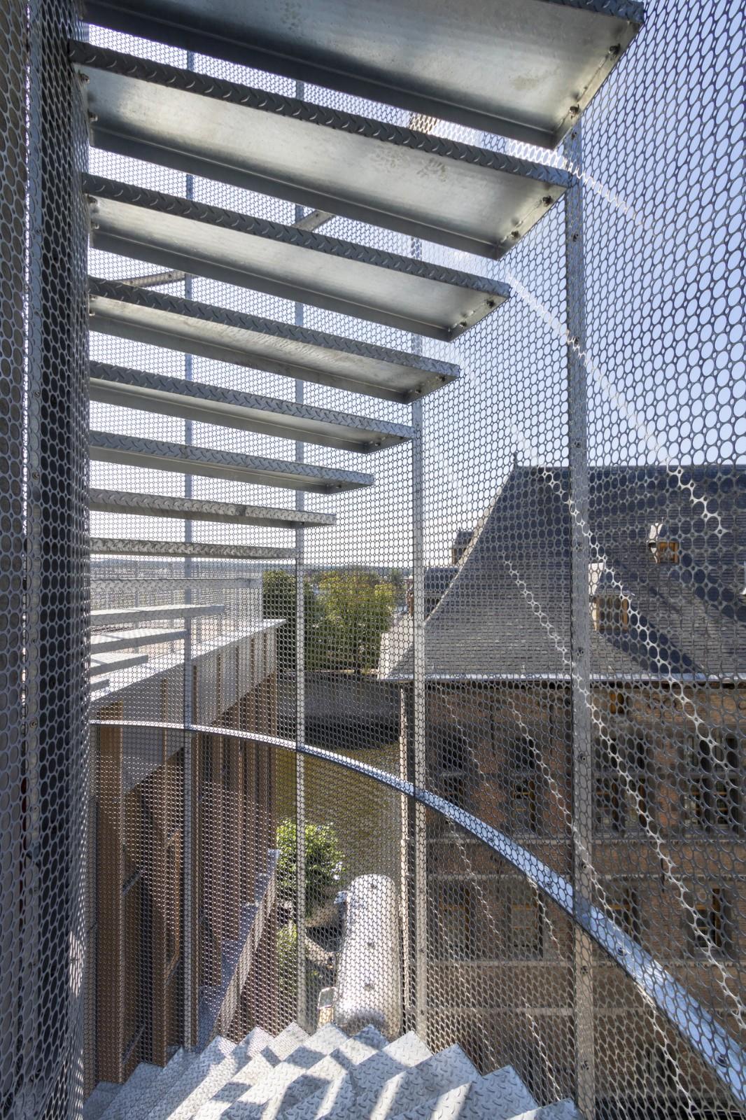 那慕尔省文化之家 / Philippe Samyn and Partners