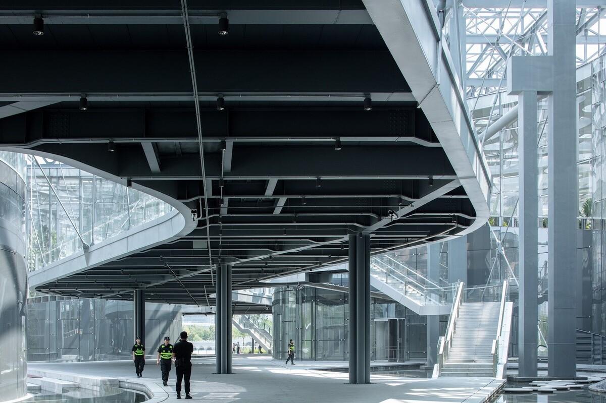 上海版“疯狂植物园”，亚洲最大温室花园 / Delugan Meissl Associated Architects