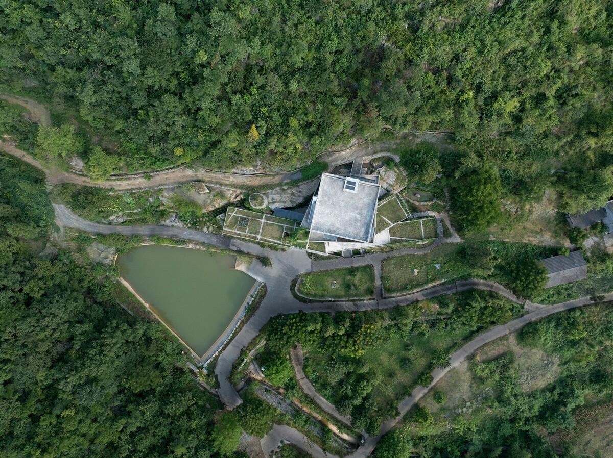 石羊山壹号住宅 / 小写建筑事务所