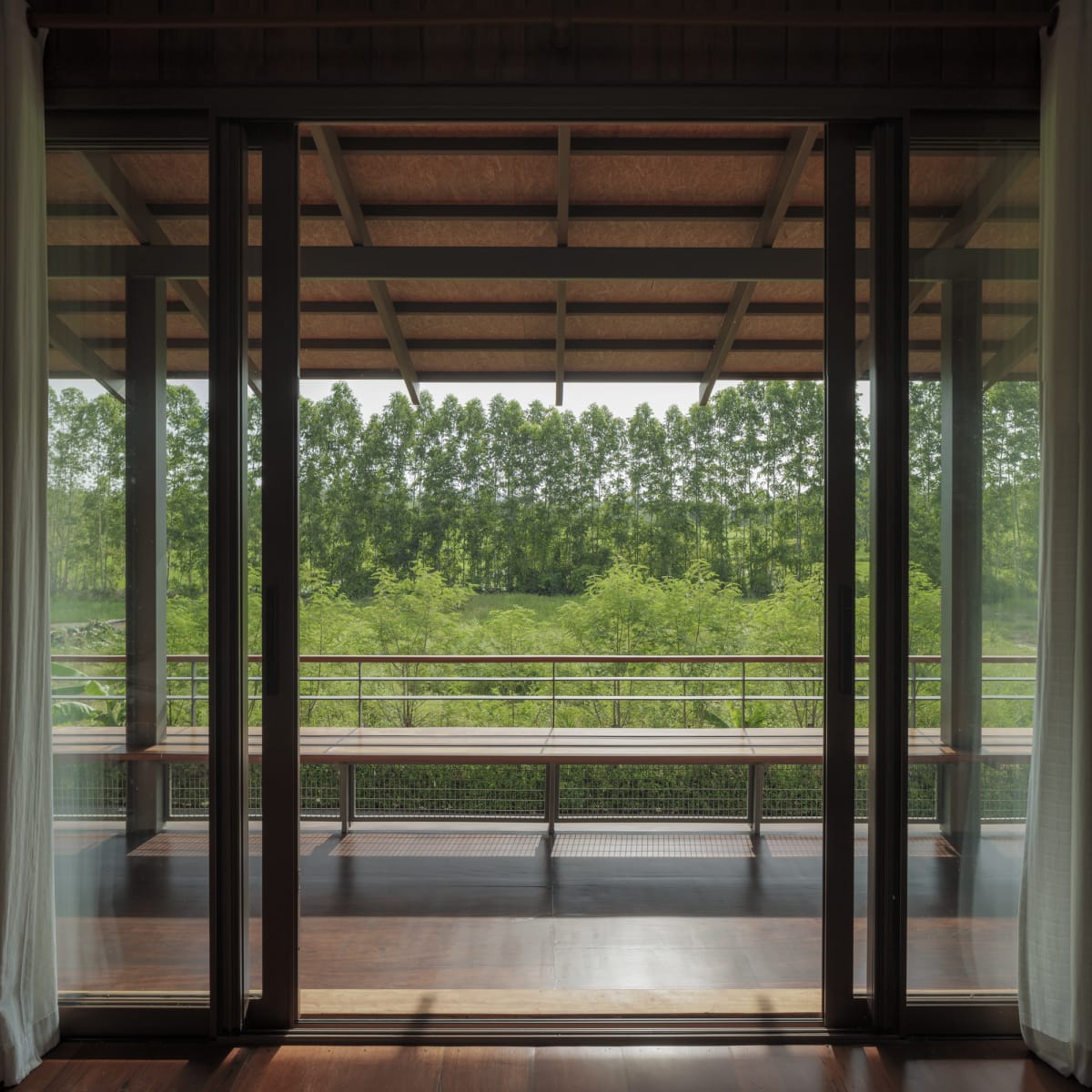 Uthai Thani 住宅 / I Like Design Studio