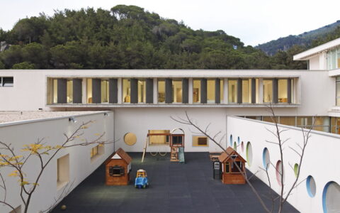 路易斯韦格曼学院扩建项目  / Dagher Hanna & Partners