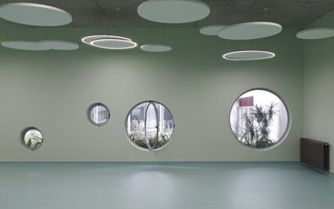 路易斯韦格曼学院扩建项目  / Dagher Hanna & Partners