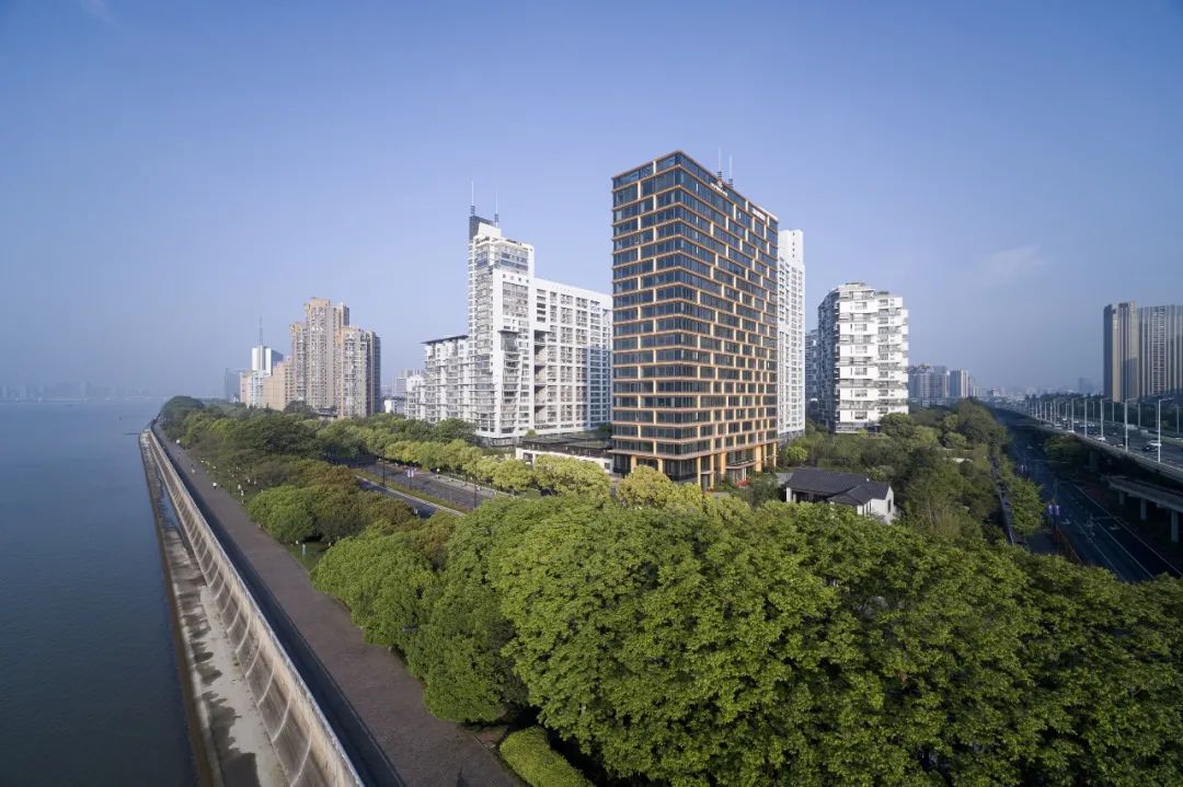 line+在杭州钱江新城打造一线江景新地标「绿城·钱潮湾」