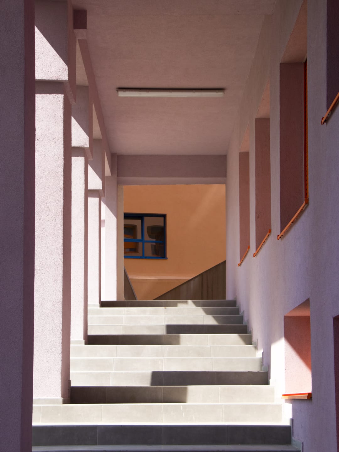 Mangalem 21 住宅区 / OMA + Kontakt.Ltd